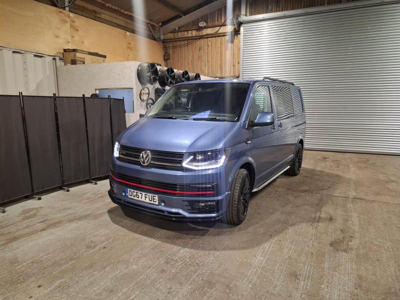 VOLKSWAGEN TRANSPORTER