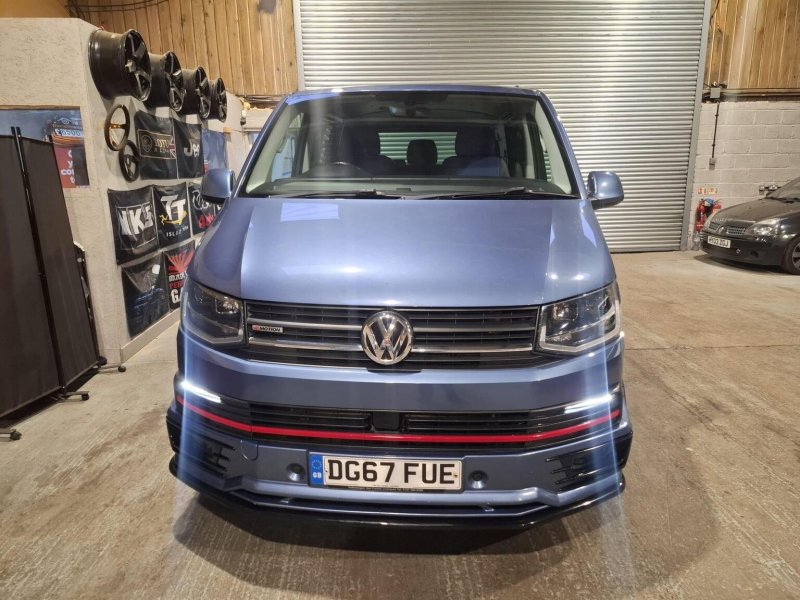 VOLKSWAGEN TRANSPORTER