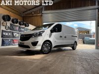 VAUXHALL VIVARO